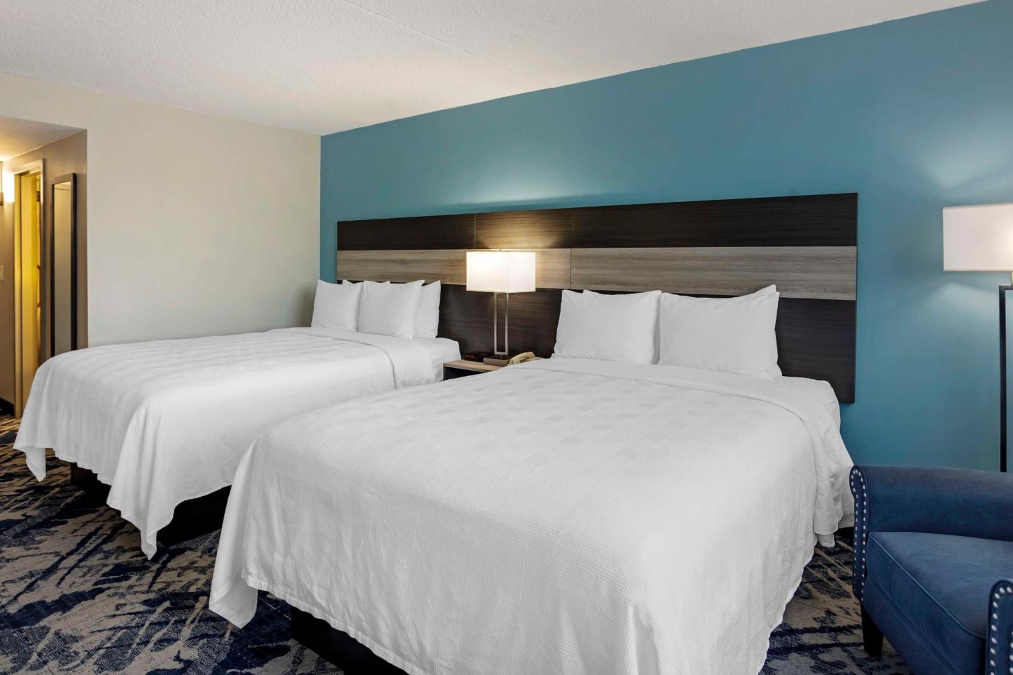 Best Western Rutgers University Hotel East Brunswick Εξωτερικό φωτογραφία