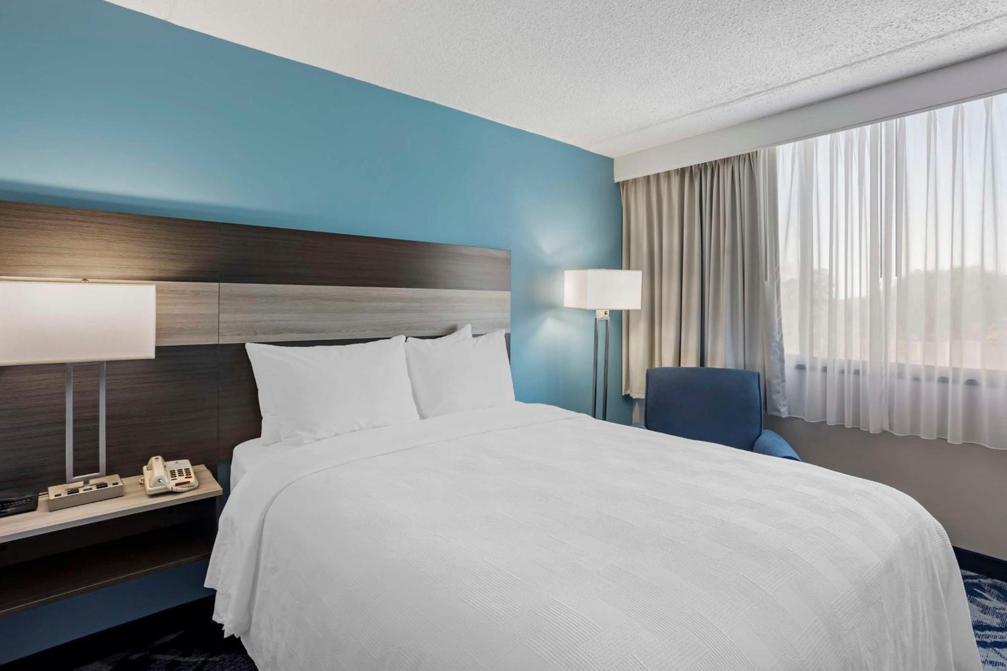Best Western Rutgers University Hotel East Brunswick Εξωτερικό φωτογραφία