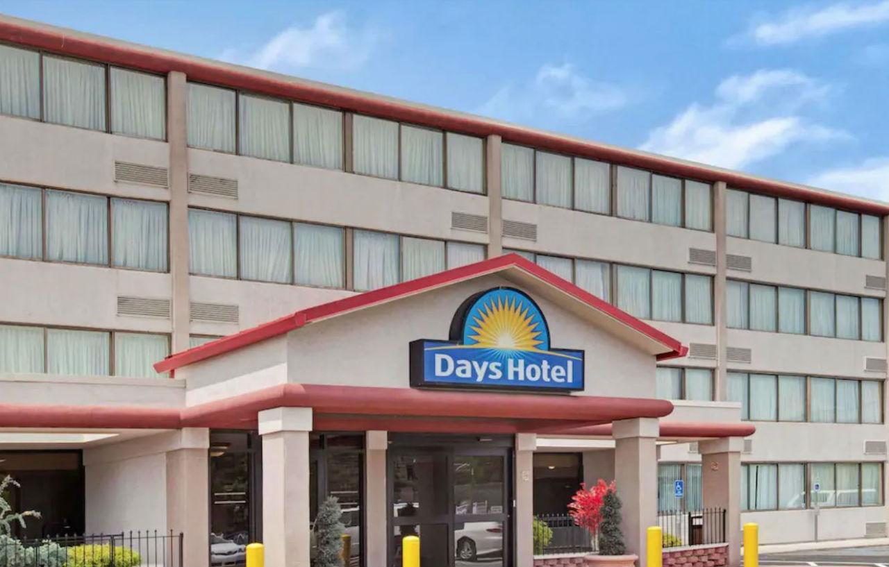 Best Western Rutgers University Hotel East Brunswick Εξωτερικό φωτογραφία
