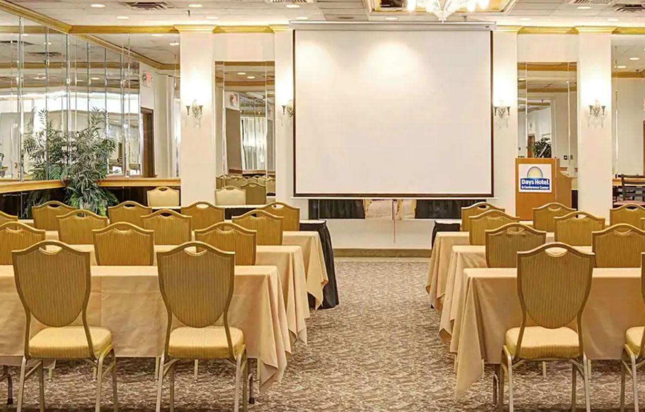 Best Western Rutgers University Hotel East Brunswick Εξωτερικό φωτογραφία